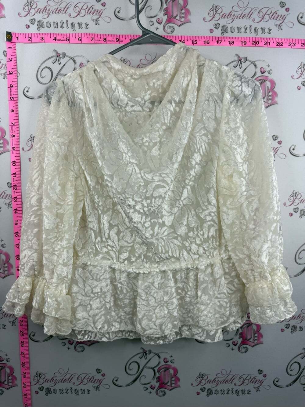 Blouse vintage shiny ruffle frilly rare pearls Ivory Floral Lace Peplum Blouse